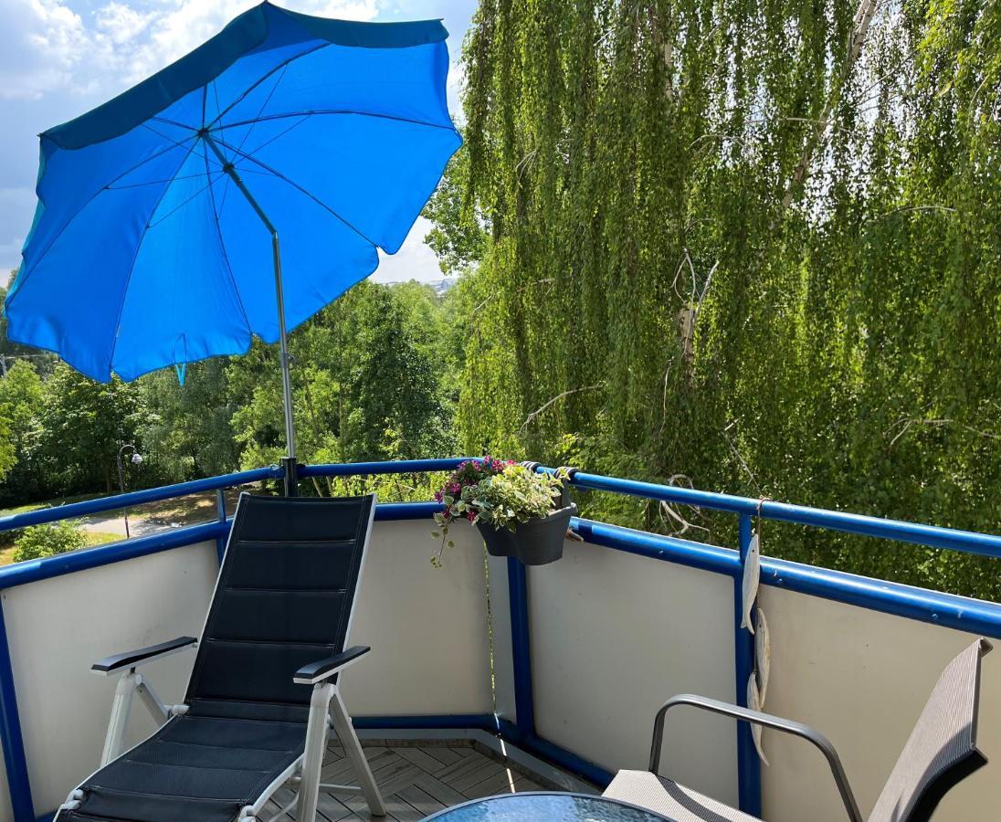 Aquamarin - Charmantes Appartement Mit Balkon Росток Екстериор снимка