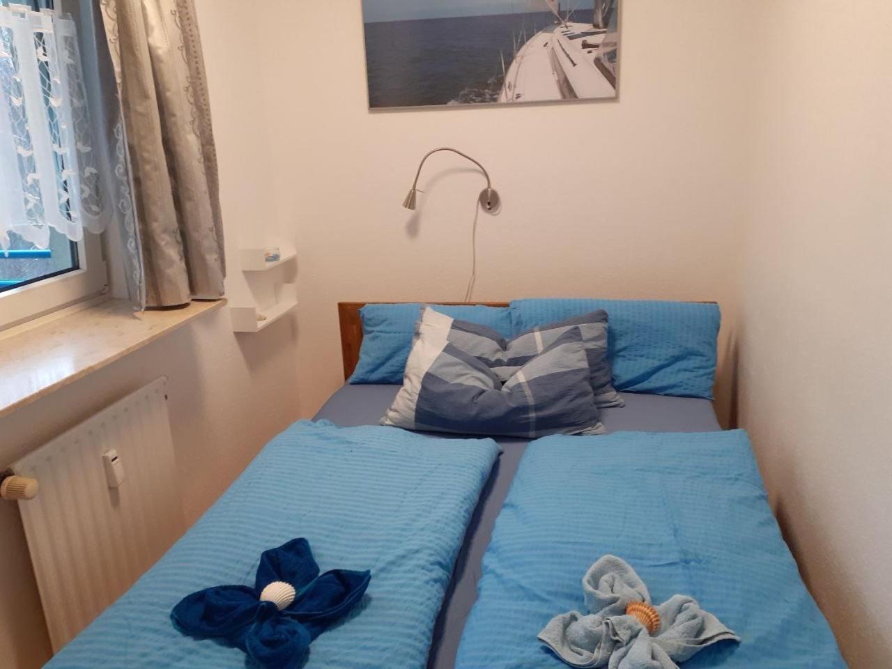 Aquamarin - Charmantes Appartement Mit Balkon Росток Екстериор снимка