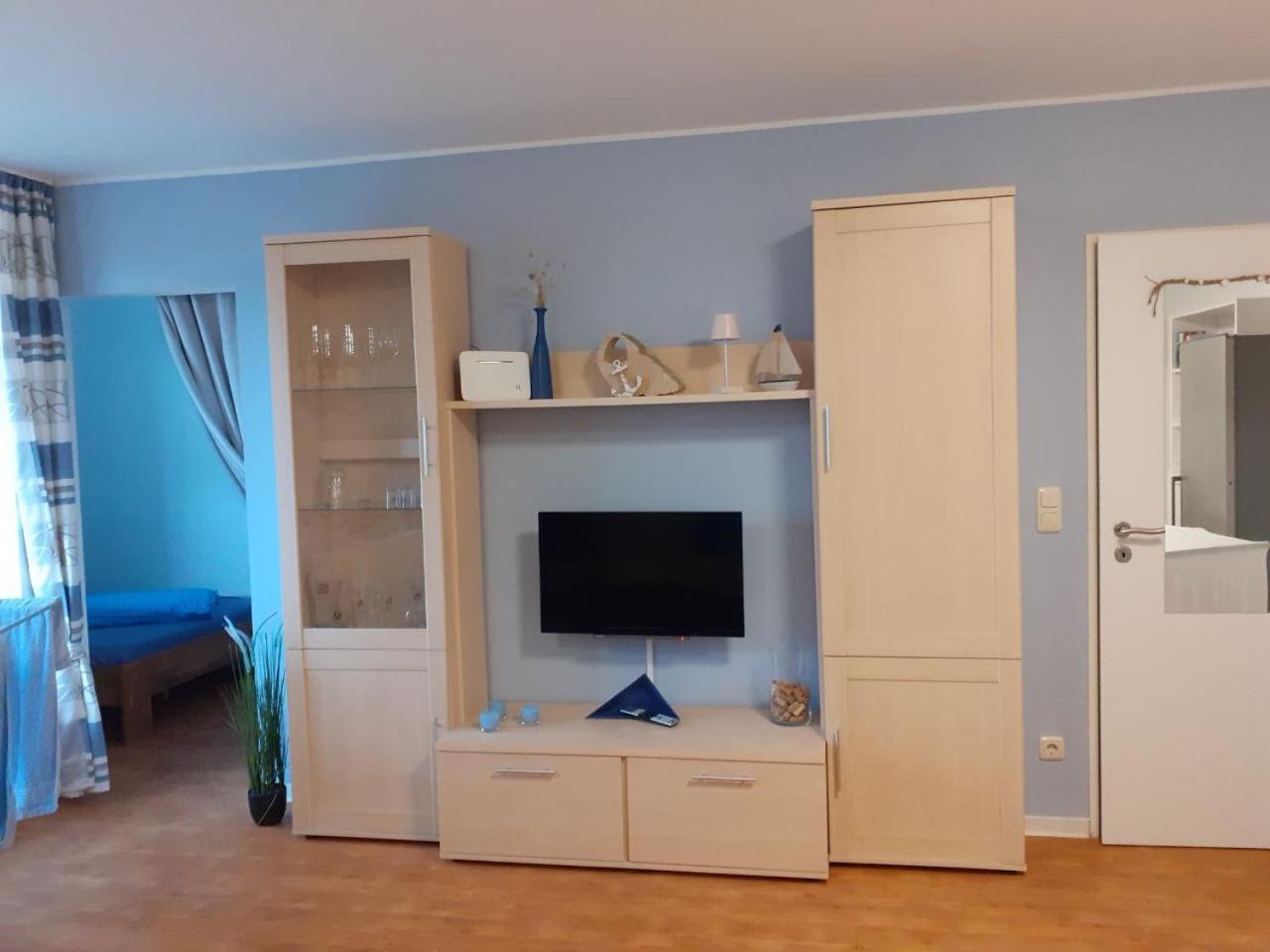 Aquamarin - Charmantes Appartement Mit Balkon Росток Екстериор снимка